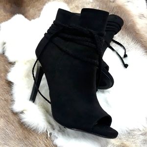 JustFab Linden Black/Peep Toe Booties Size 8